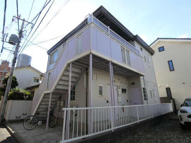 建物外観　武蔵小杉駅徒歩13分♪