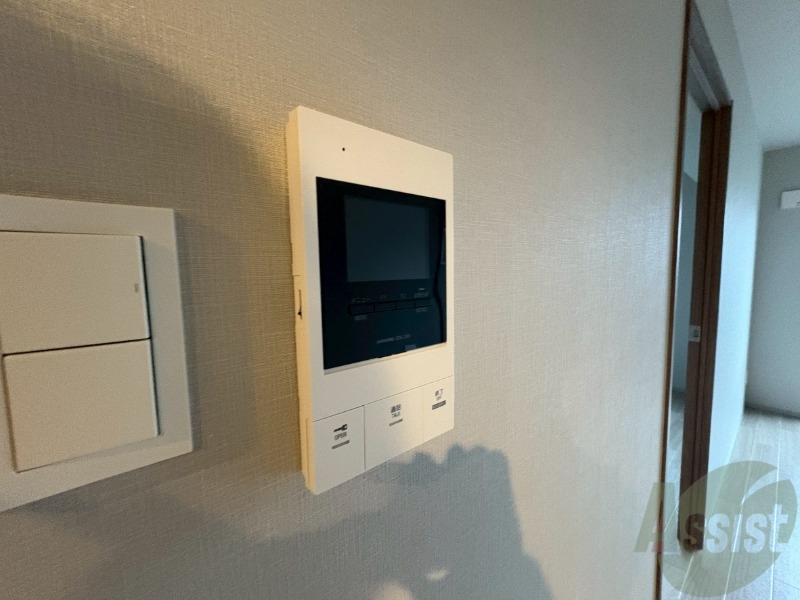 セキュリティ　ＴＶモニター付インターホンです。来客者の顔が見えるので安心！