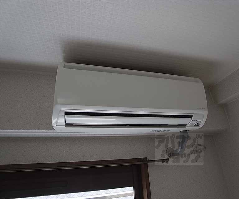 その他設備　エアコン装備