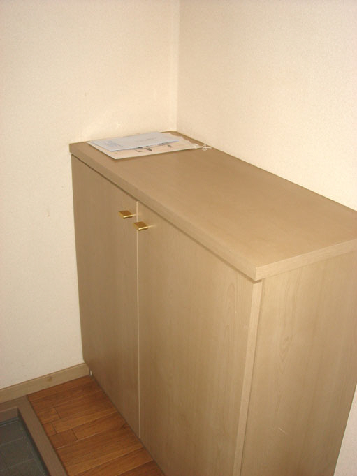 玄関　下駄箱