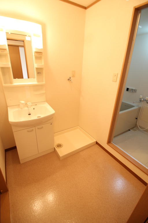 洗面設備　洗面脱衣所・シャワー付き洗面台