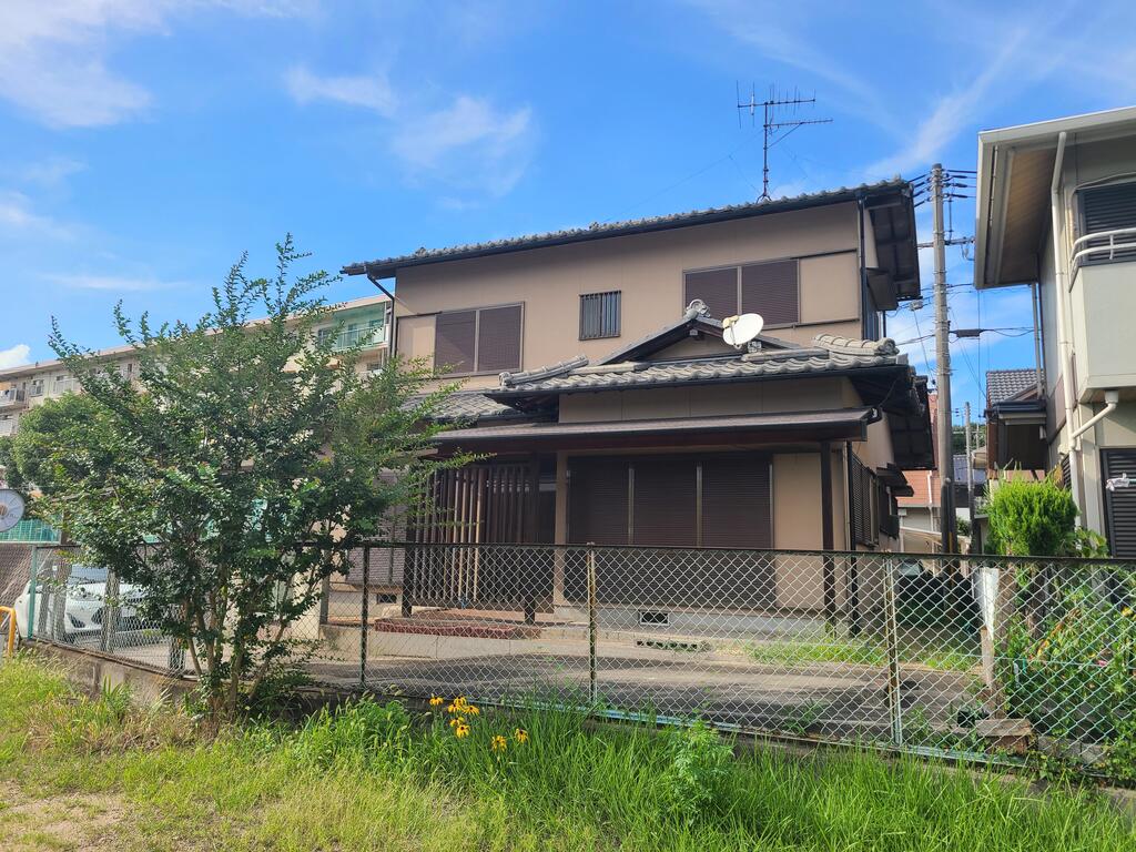 さわべ貸住宅の建物外観