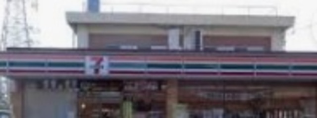 コンビニ　セブンイレブン船橋本中山4丁目店（コンビニ）まで351m