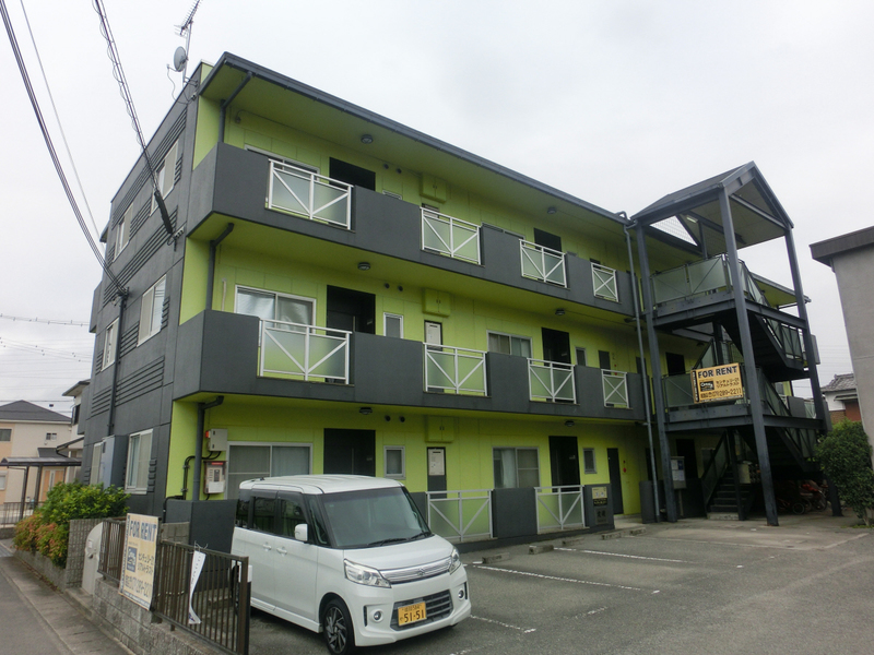 姫路市網干区田井のマンションの建物外観