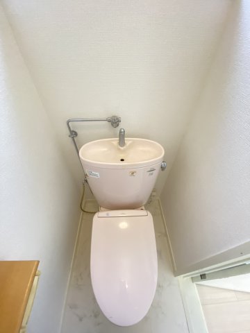 【西横浜戸建てのトイレ】