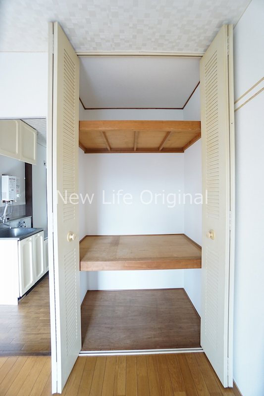 収納　お洋服から布団、日用品までたっぷり収納できます☆