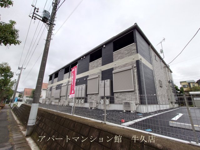 【リアンの建物外観】