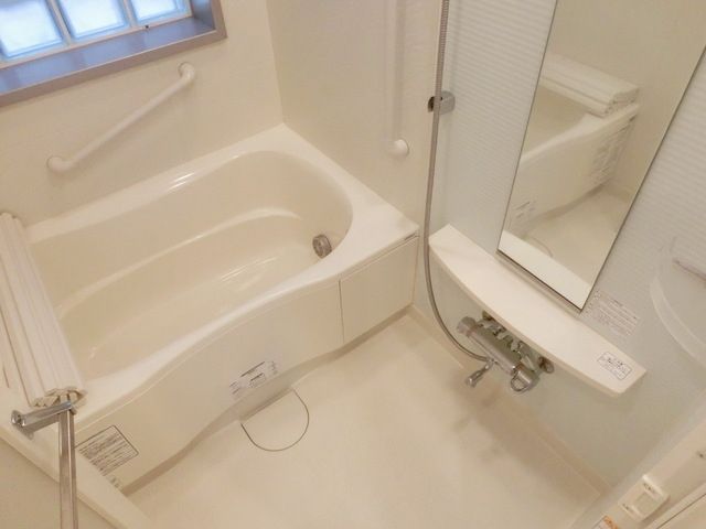 バス・シャワールーム　バスルーム