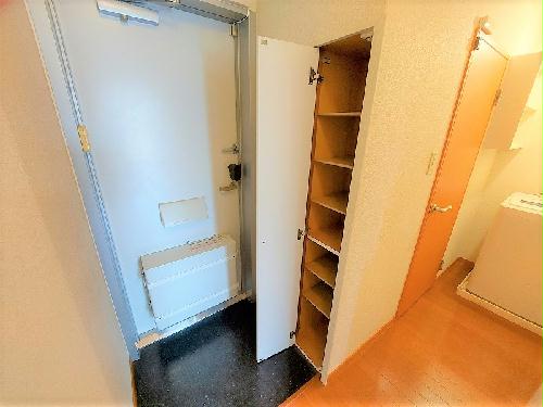 ロビー　シューズボックス