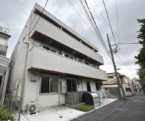 グラナーデ東日暮里の建物外観