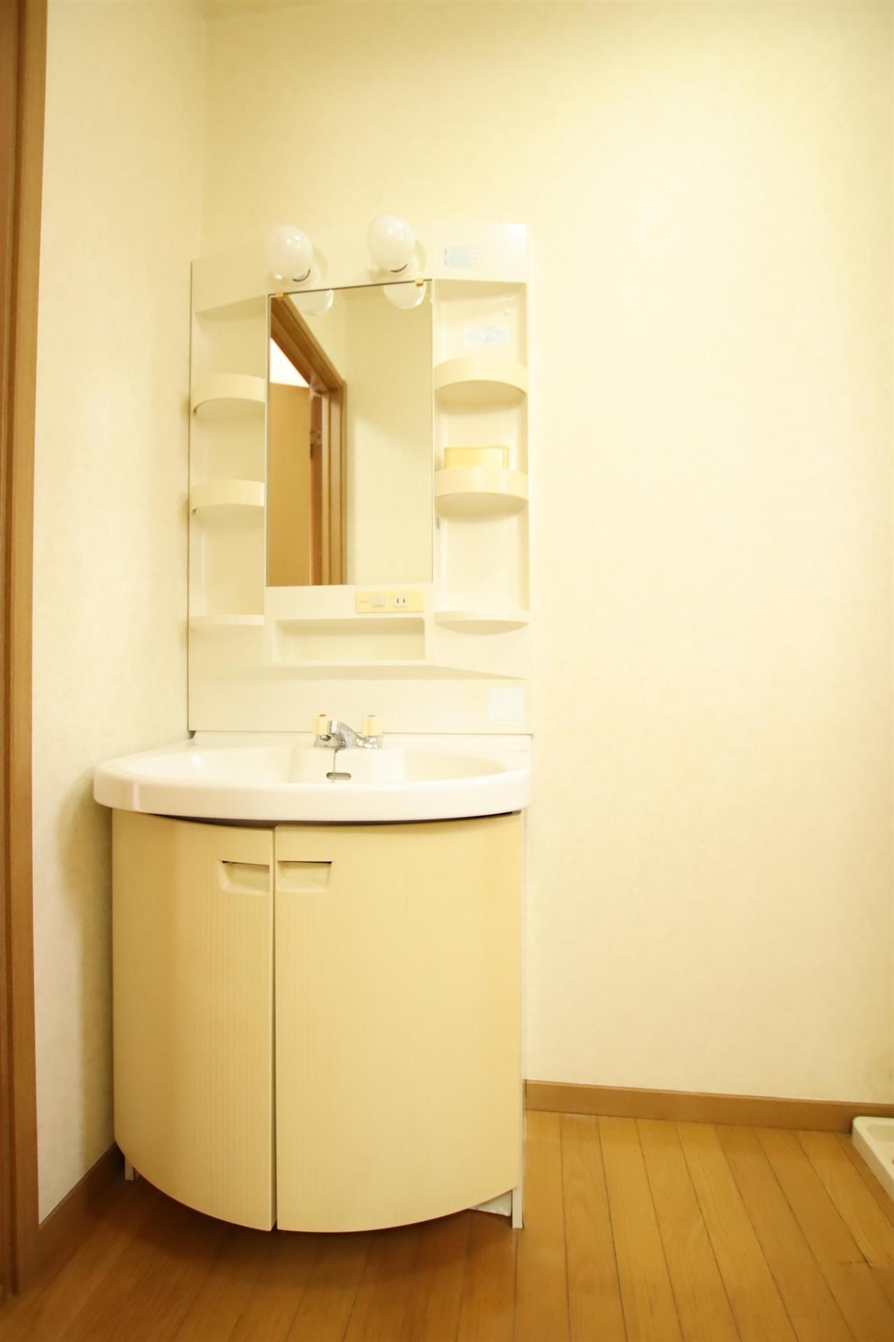 洗面設備　洗面所です