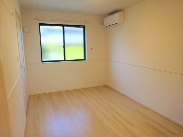 その他設備　洋室エアコンあります