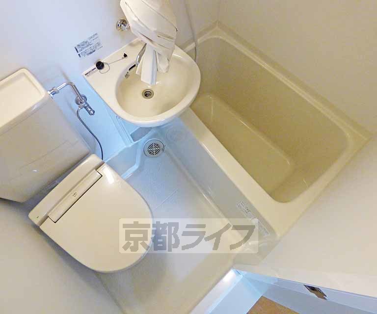 バス・シャワールーム　浴室です。