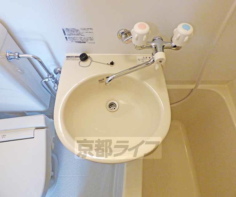 洗面設備　洗面台です。