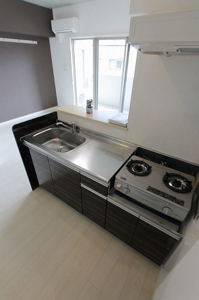 キッチン　２０１号室タイプ