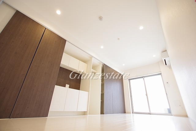 居室・リビング　☆明るいお部屋☆