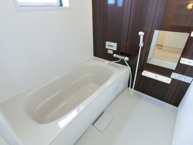 バス・シャワールーム　図面と現状に相違がある場合には現状を優先