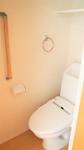 トイレ　温水洗浄便座