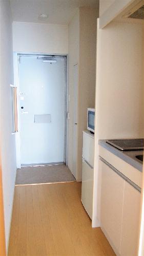 玄関　玄関側のアングルです