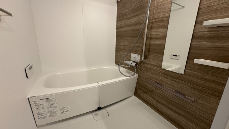 バス・シャワールーム　広々バスルーム♪