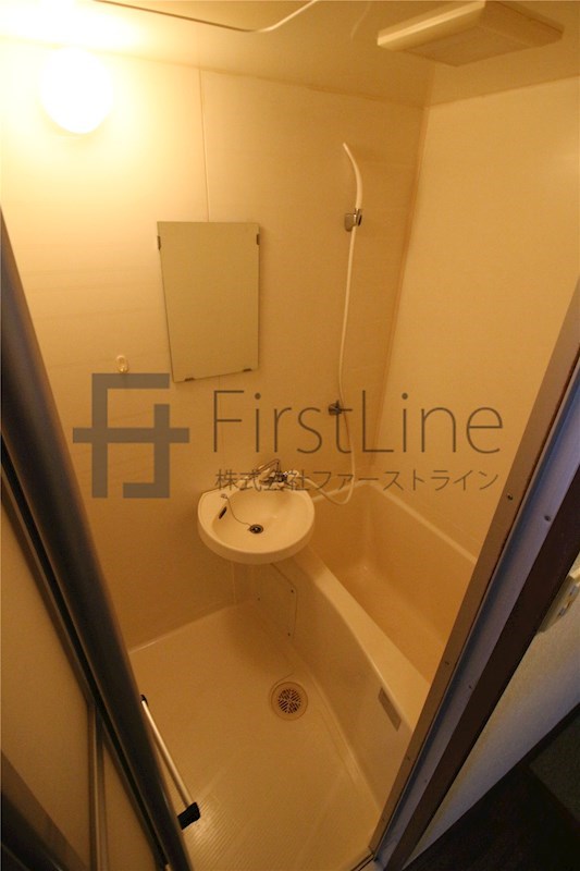 バス・シャワールーム　別号室の写真です