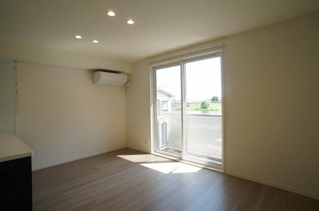 ランバーキャンプキタカミ_内装_0