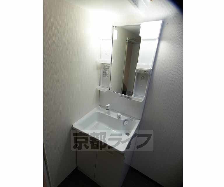 洗面設備　シャンプードレッサー