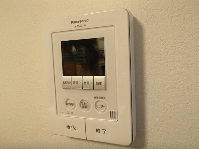 セキュリティ　モニター付きインターホン