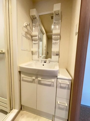 洗面設備　詳細は、RISUMO江坂本店→06 6155-7137まで♪