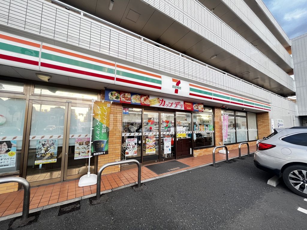 コンビニ　セブンイレブン松戸日暮6丁目店（コンビニ）まで540m
