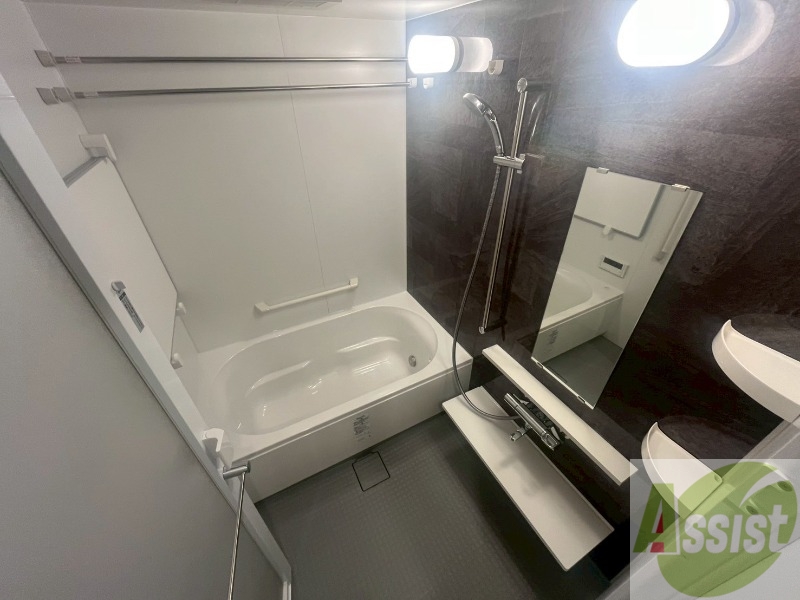 バス・シャワールーム　追い炊き機能付きでいつでも温かいお風呂に入れますね。