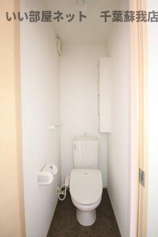 トイレ　落ち着いたトイレです