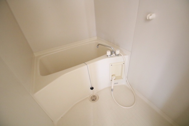 バス・シャワールーム　※別部屋の参考写真の為、原状優先です。
