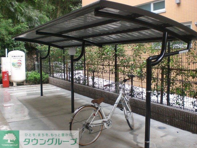 その他共有部分　駐輪場　原付＆自転車のみ駐輪可能