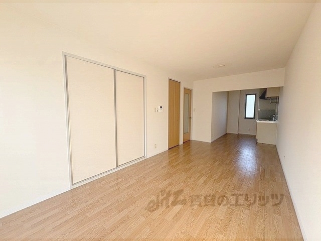 居室・リビング　リビング