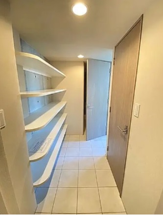 玄関　別部屋参考写真