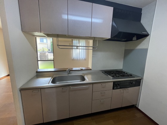 キッチン　※別号室の写真です。