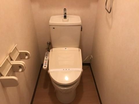 トイレ　トイレ