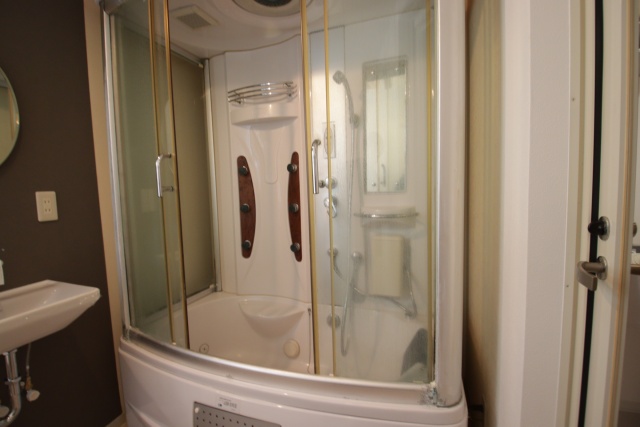 バス・シャワールーム　※別室の参考写真の為、現況優先です。