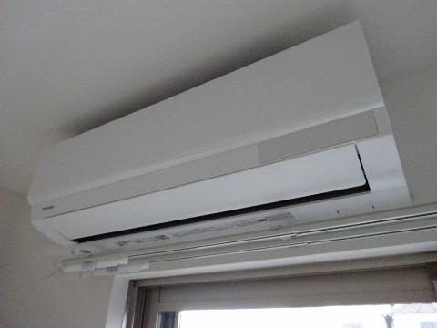 ミルーナヒルズ茨木　その他設備　エアコン