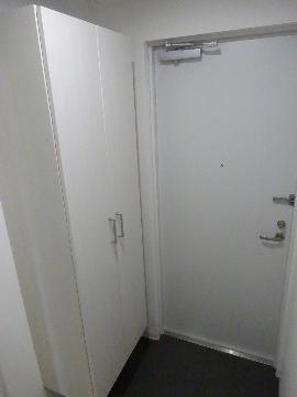 ミルーナヒルズ茨木　玄関　玄関