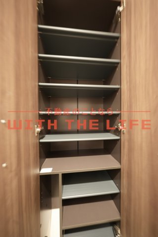 収納　同施工会社の類似物件の写真です。 ※同シリーズ別物件の写真