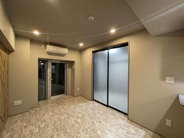 居室・リビング　全居室フローリング☆