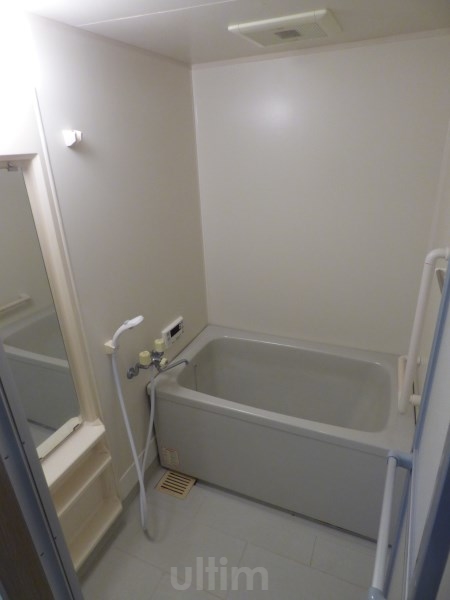 バス・シャワールーム　※別のお部屋のお写真です。御参考までに。