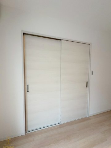 収納　京橋オリエンタルキューブ