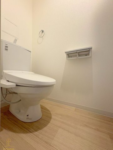 トイレ　京橋オリエンタルキューブ