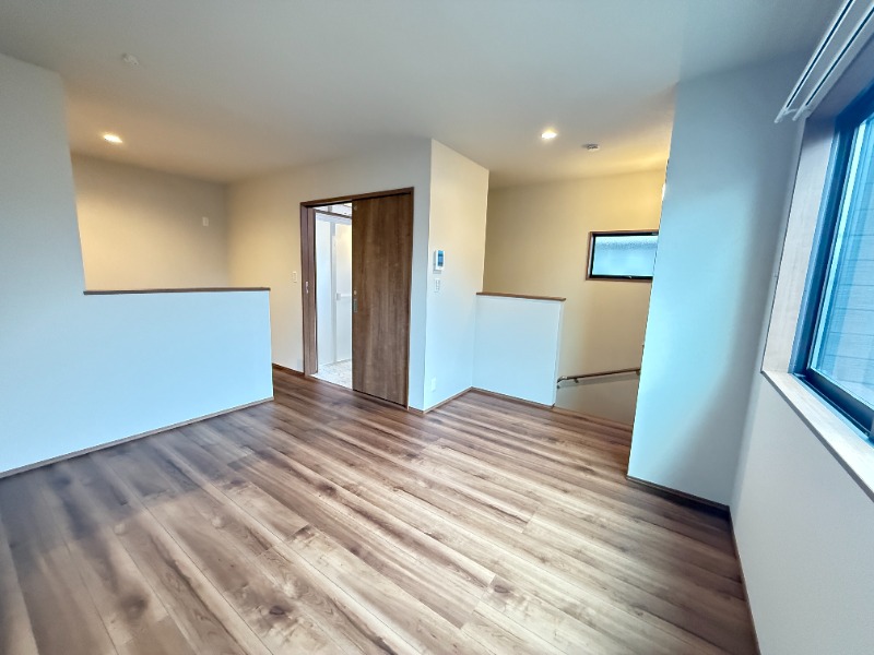 居室・リビング　家族全員で過ごせるゆったりとしたリビング