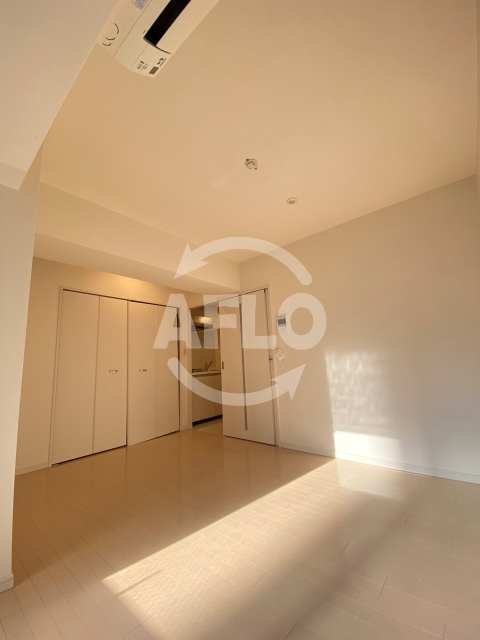 居室・リビング　エスライズ堺筋本町　リビング