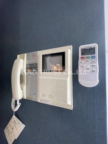 セキュリティ　モニター付きインターホンで安心