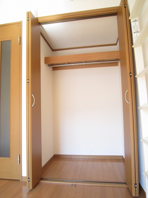 収納　●洋服がたくさん収納可能なクローゼットをご用意！